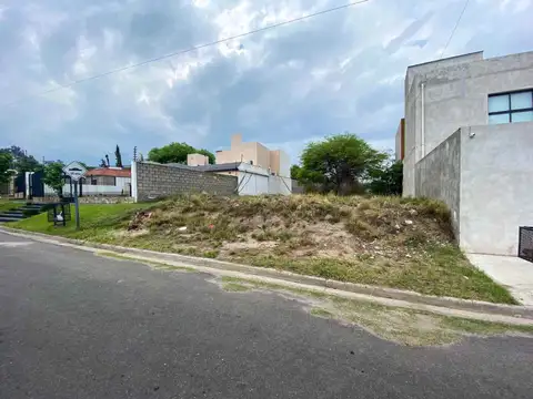 Terreno en Venta en San Fdo del Valle de Catamarca, USD 55.000