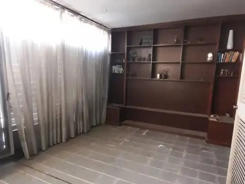 12 E/ 42 Y 43