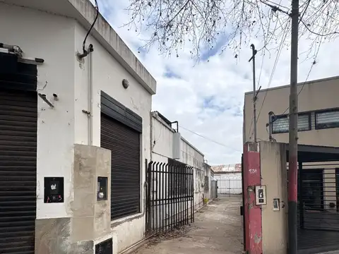 Galpón en Alquiler en Villa Gobernador Galvez, Rosario