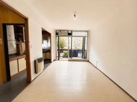 Departamento en Venta en Ciudad Jardín del Palomar, USD 83.000