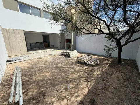 Duplex En Venta Terrazas de Manantiales 3 dormitorios
