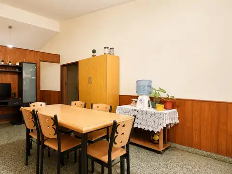 VENTA/PERMUTA - Casa de 2 Dormitorios - Cañada de Gomez, Santa fe