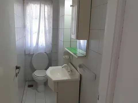 Depto Tipo Casa en Alquiler en Quilmes, $ 1.000.000