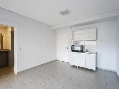 Monoambiente a estrenar con balcon al frente en venta en Constitución