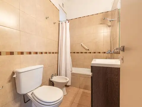 Depto Tipo Casa en Venta con 1 cochera