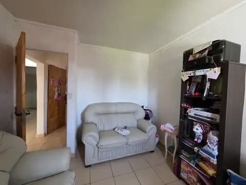 Casa 3 ambientes con 2 baños