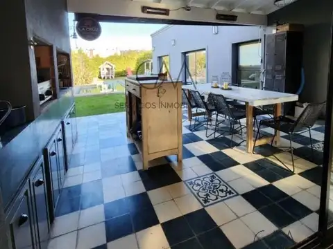 Jorge Newbery 4550, Mar Del Plata, Buenos Aires, Argentina.