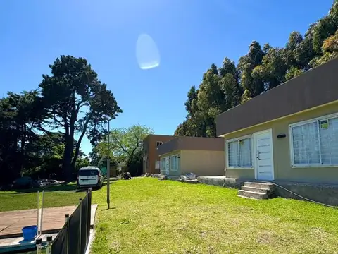 Casa 3 ambientes con 2 baños