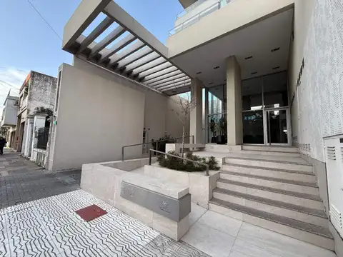 DEPARTAMENTO DOS AMBIENTES EN ALQUILER BANFIELD