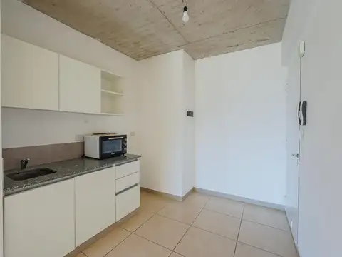 Monoambiente en alquiler con balcón – Campillo al 3100 – Parque Chas