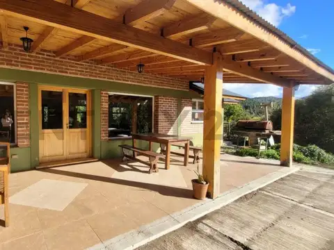 Casa 7 ambientes con 3 baños