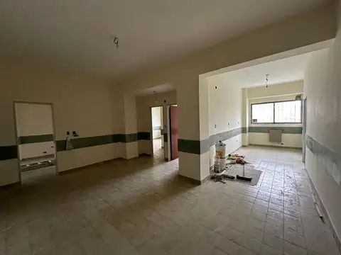 Local   Consultorio u Oficina en venta - 255 m2.