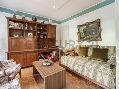 Departamento 6 ambientes con 3 baños