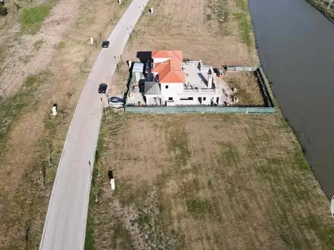 Terreno en Venta de 877,0 m2