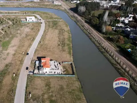 Terreno en Venta de 877,0 m2