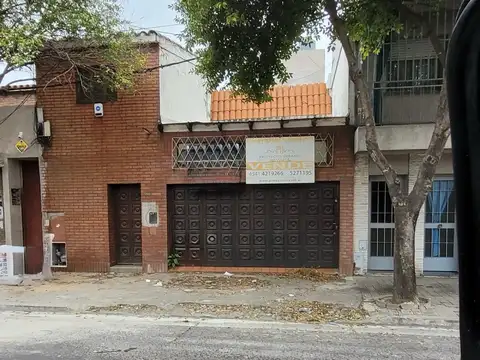 Casa en Luis Agote