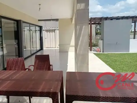 Casa en Venta en San Sebastián, USD 280.000