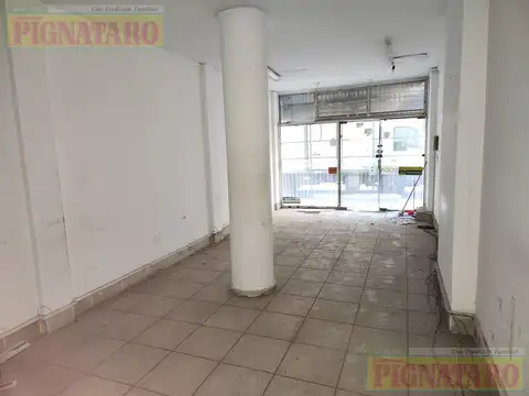 Local en Venta 40 años