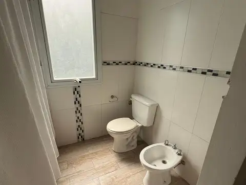 Casa 4 ambientes con 4 baños