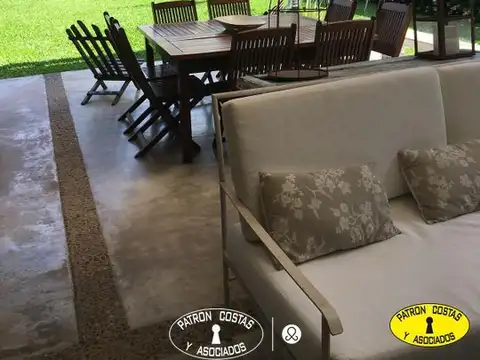 Casa en Venta en Pilar, USD 274.000