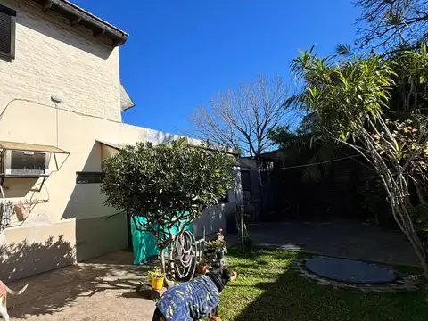 Depto Tipo Casa en Venta de 3 ambientes