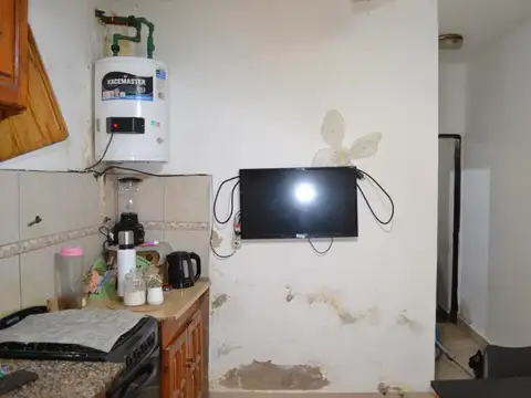Depto Tipo Casa 2 ambientes con 1 baño