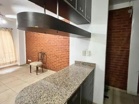 ALQUILER  PH de 2 ambientes y medio en complejo- Haedo SUR.