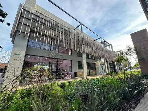 Local en Alquiler en Bella Vista, USD 2.000
