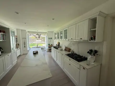 Casa en Alquiler Temporal en Martínez, USD 12.000