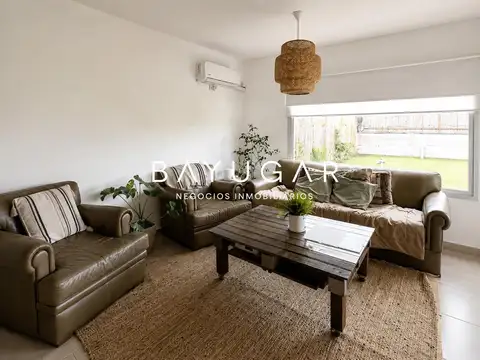 Casa en Alquiler 1 año