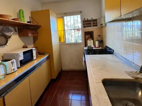 Departamento 4 ambientes con 2 baños