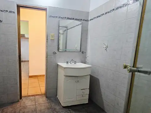 ph - casa 3 ambientes en Alquiler San Justo Centro