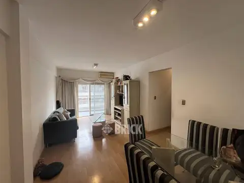 SEMIP EN DONATO ALVAREZ AL 400 - IMPECABLE (20 AÑOS) COCHERA BALCON TODO SOL TODO EXTERNO