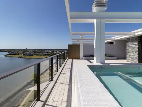 Exclusivo penthouse premium, terraza privada y piscina propia.