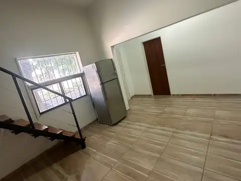 Depto Tipo Casa en Alquiler de 2 dormitorios