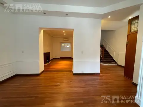 Casa 6 ambientes con 3 baños