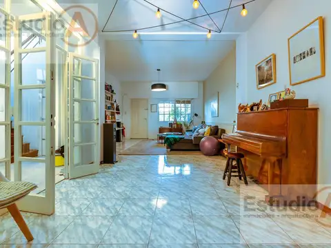 Casa en Venta con 1 cochera