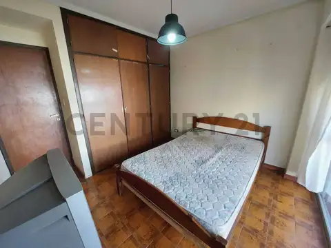Venta departamento 2 ambientes c/balcón saliente y vista lateral al mar. Zona La Perla