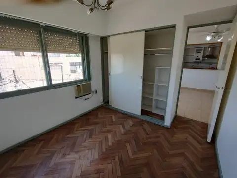 Balcarce 3400, Piso 2