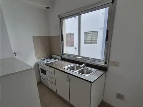 Departamento en Alquiler en Lomas De Zamora, $ 430.000