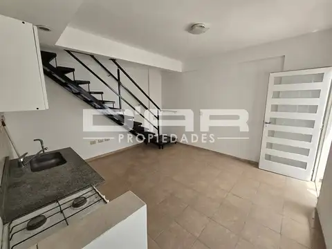 Depto Tipo Casa en Alquiler de 2 dormitorios