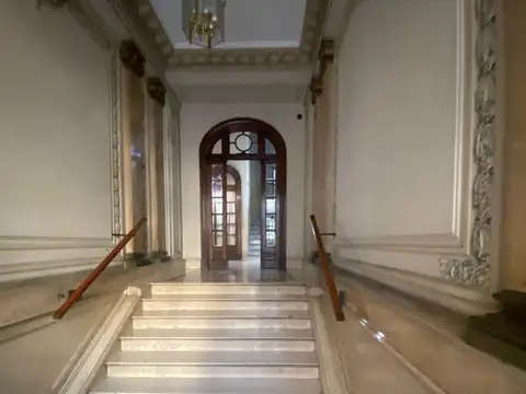 Departamento en Alquiler de 6 ambientes