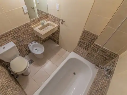 VENTA DEPARTAMENTO 3 AMBIENTES PLANTA BAJA AL CONTRAFRENTE EN PALERMO