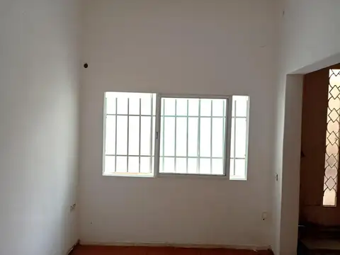 Depto Tipo Casa en Alquiler de 3 ambientes