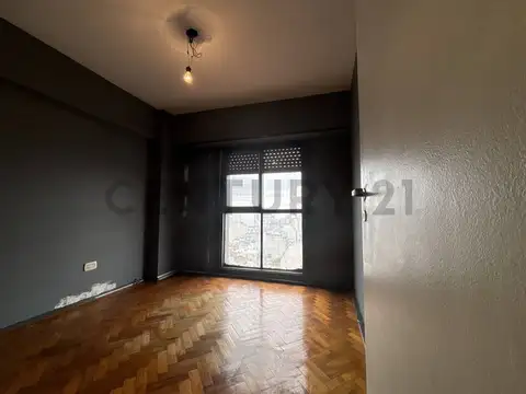 DEPARTAMENTO EN VENTA DE 3 AMBIENTES CON BALCON Y LAVADERO, ALMAGRO, CABA
