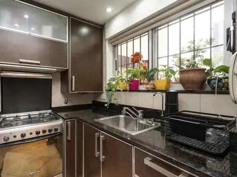 Avenida América 700