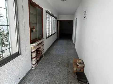 Local en Alquiler en Banfield, $ 2.000.000