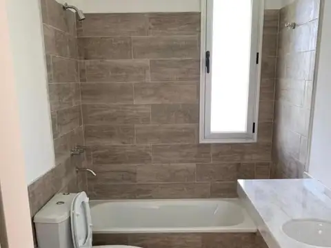 Departamento en Venta en Fisherton, USD 119.000