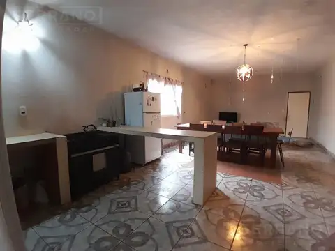 Venta Casa a terminar con amplio terreno con invernaculo en Loma Verde