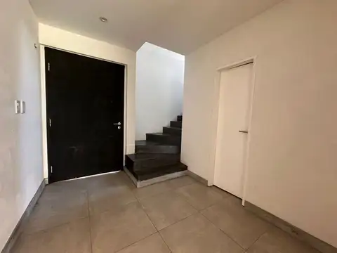 Casa en Venta en Belén de Escobar, USD 225.000